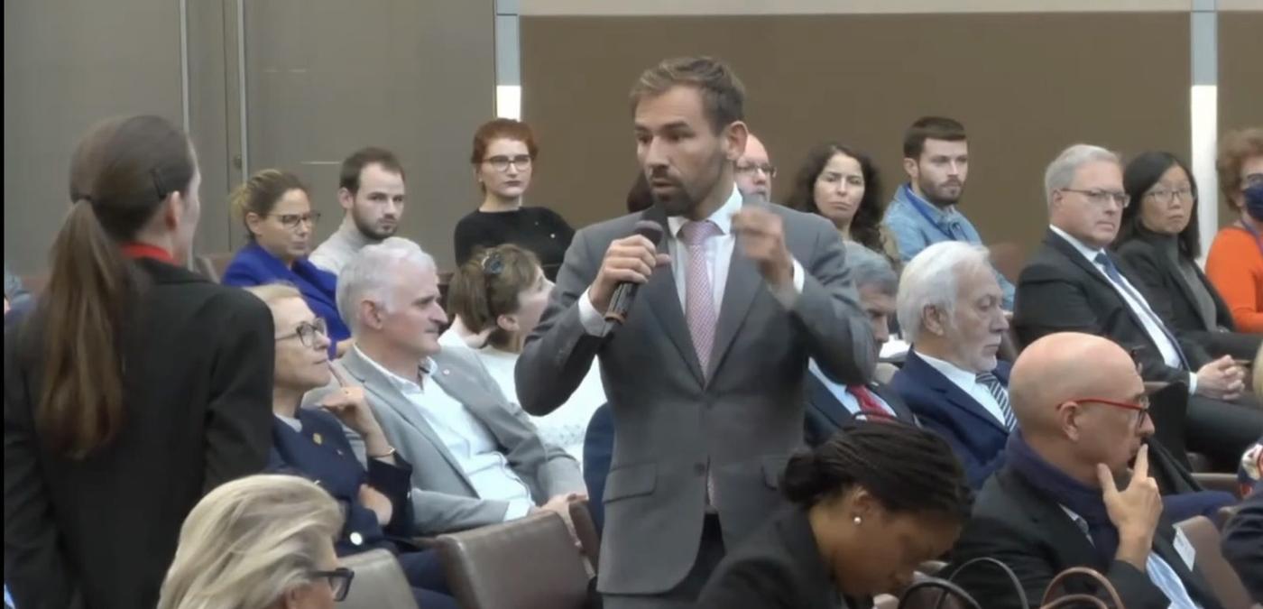 AFE - Surprise à l'Assemblée des Français de l'étranger, la gauche et la droite votent ensemble pour empêcher la mise en place d'aides sociales ciblées